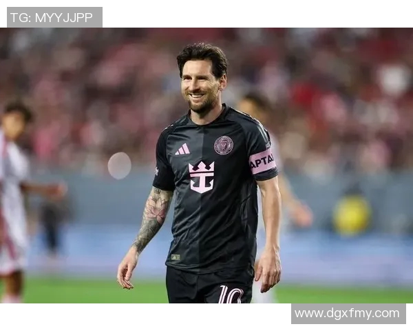 天下足球历届十大球星盘点 谁才是足坛历史上最伟大的传奇人物